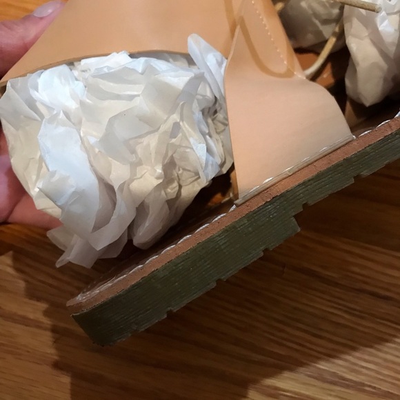 ▪️Dirty Laundry Sandals - Picture 10 of 11